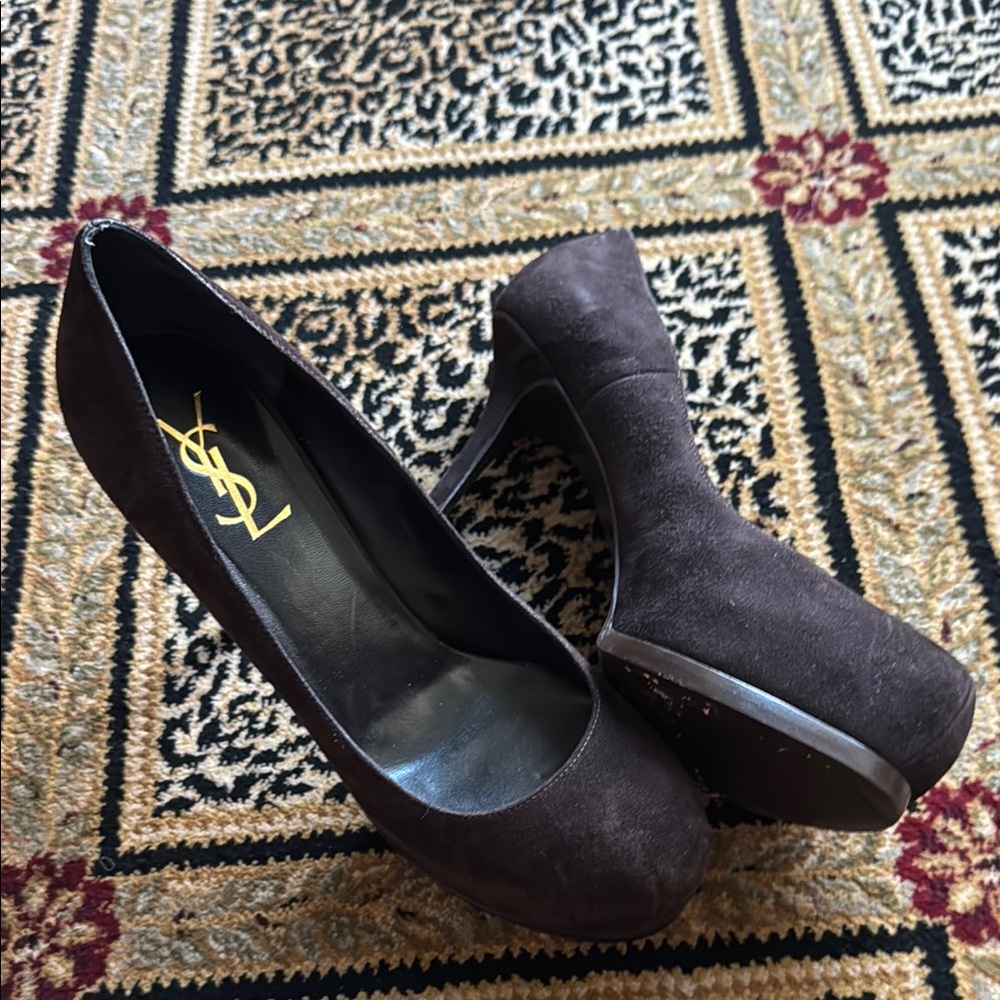 Yves Saint Laurent Women's Brown Suede Pumps